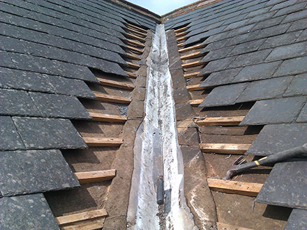 roof restoration canberra